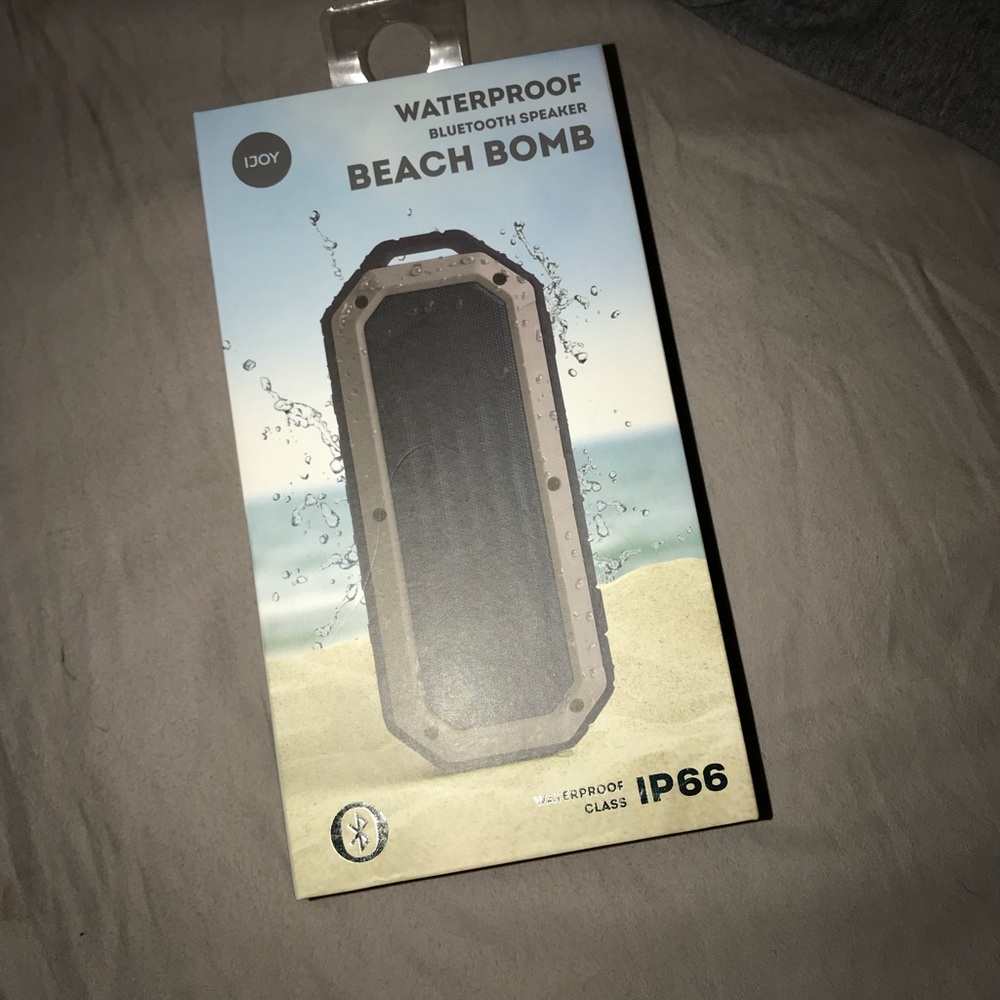 Water proof speakers